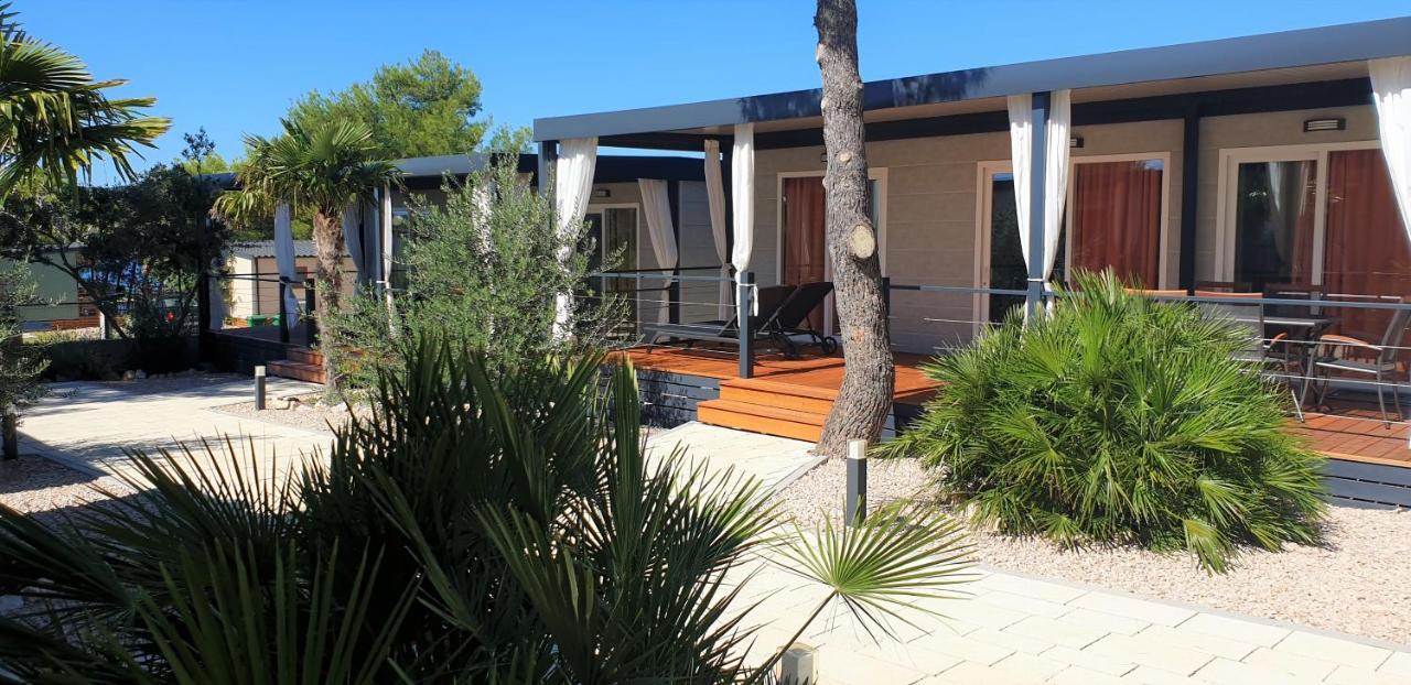 Dalmaris Camp - Prestige Mobile Homes Biograd Na Moru Eksteriør billede