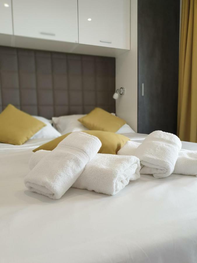 Dalmaris Camp - Prestige Mobile Homes Biograd Na Moru Eksteriør billede