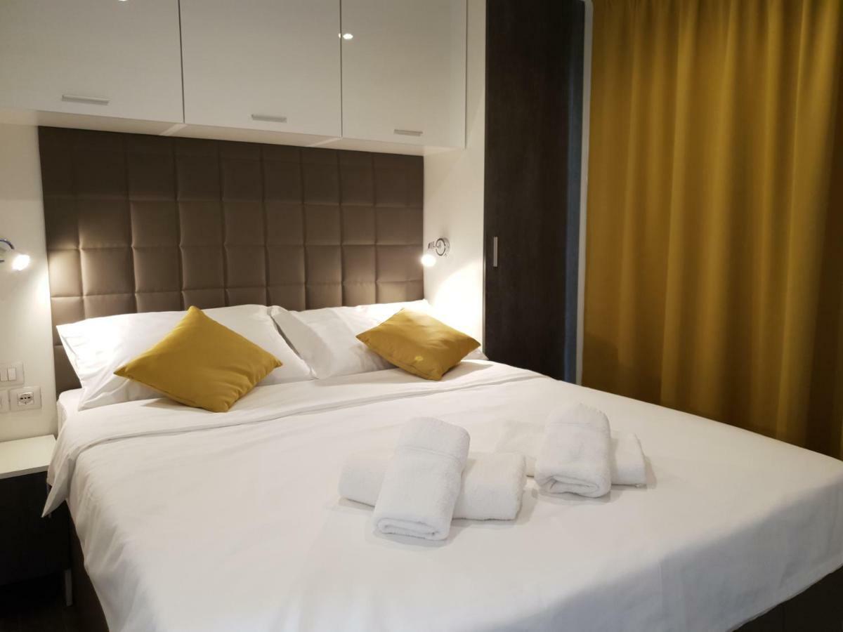 Dalmaris Camp - Prestige Mobile Homes Biograd Na Moru Eksteriør billede